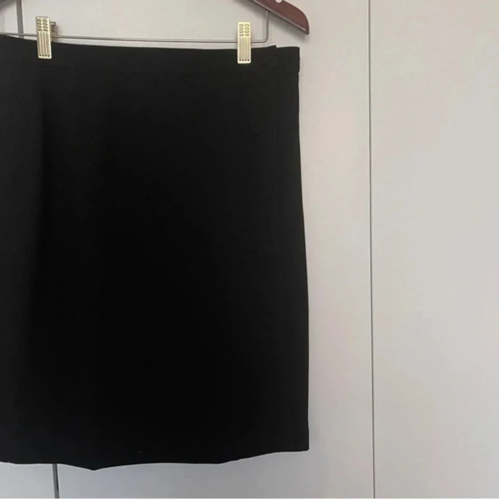 Skirt pencil crepe de chine Thierry Mugler black 42 EU (waist 15”)